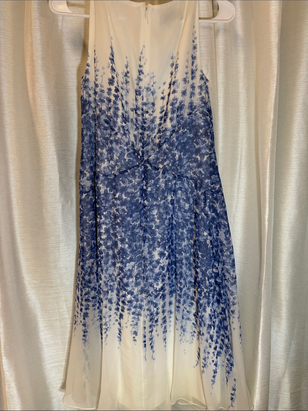 Hobbs London 100% Silk White Trailing Blue Delphinium Floral Midi Dress US 4 - Picture 9 of 13
